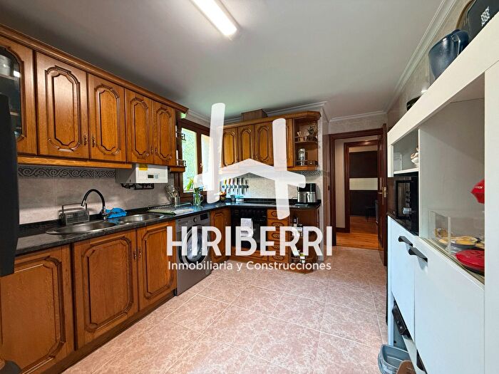Casas en venta y pisos alquiler - 3