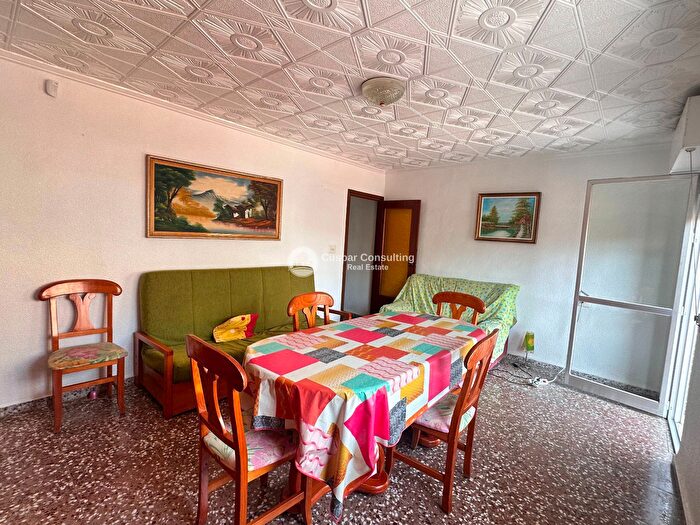 Casas en venta y pisos alquiler - 2