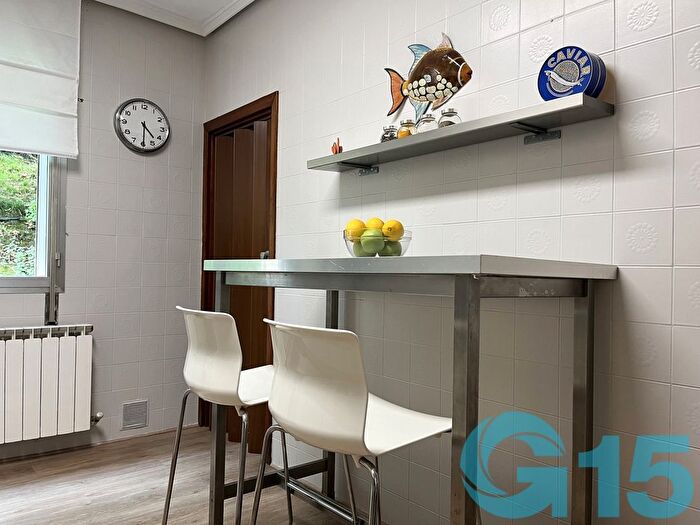 Casas en venta y pisos alquiler - 2
