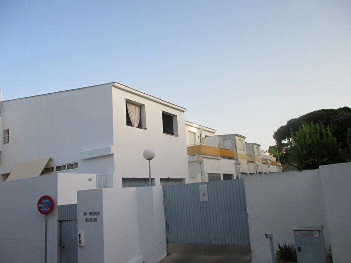 Casa en venta en Santiago Coronación, Jerez de la Frontera de 3 habitaciones