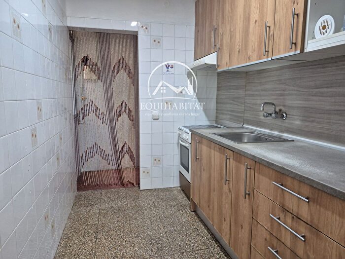 Casas en venta y pisos alquiler - 1