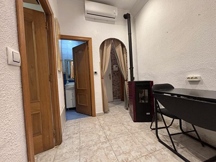 Piso en venta en Usera, Almendrales de 2 habitaciones
