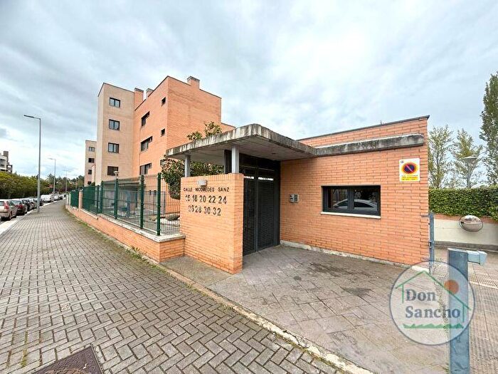 Piso en venta en Castilla y León, Valladolid de 3 habitaciones