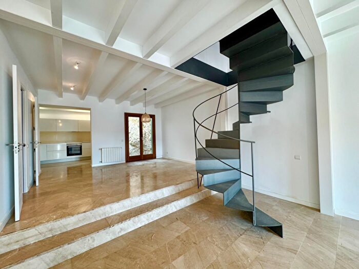 Casas en venta y pisos alquiler - 3
