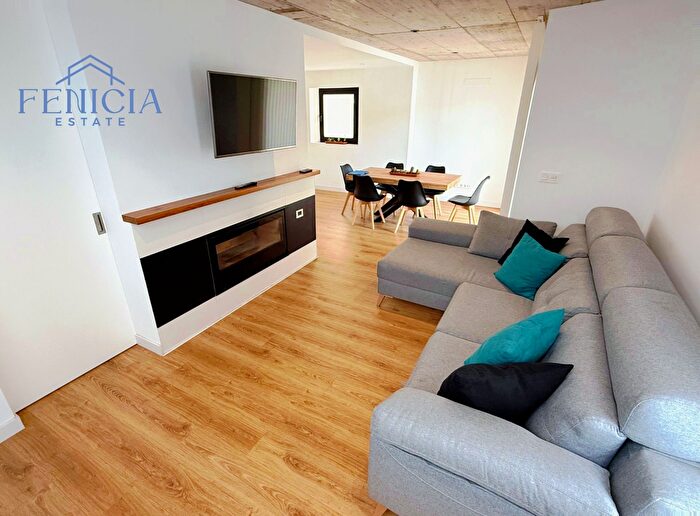 Casas en venta y pisos alquiler - 3