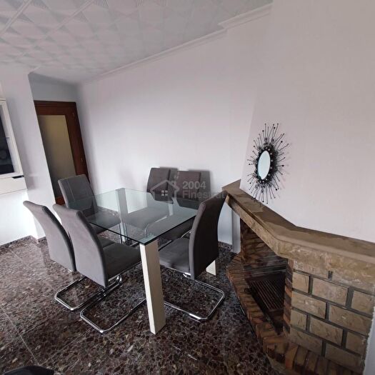 Casas en venta y pisos alquiler - 2