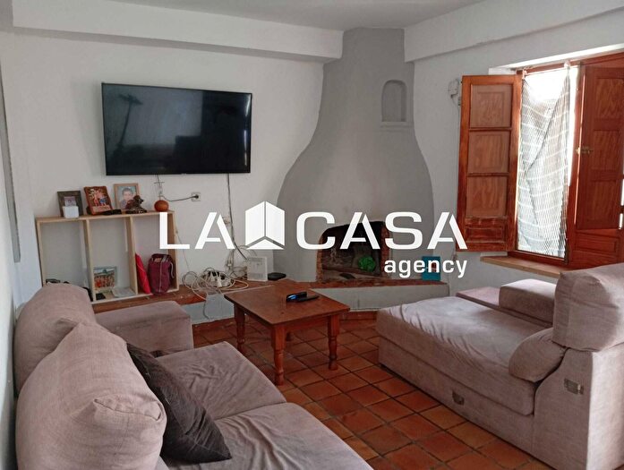 Casas en venta y pisos alquiler - 1