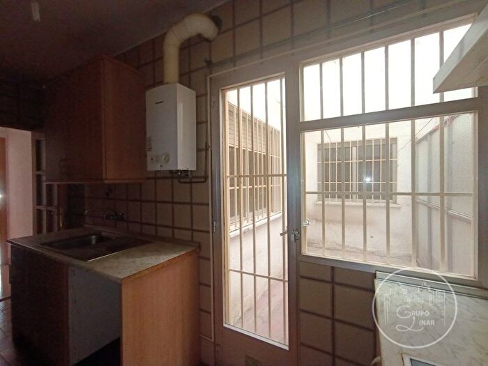 Casas en venta y pisos alquiler - 2