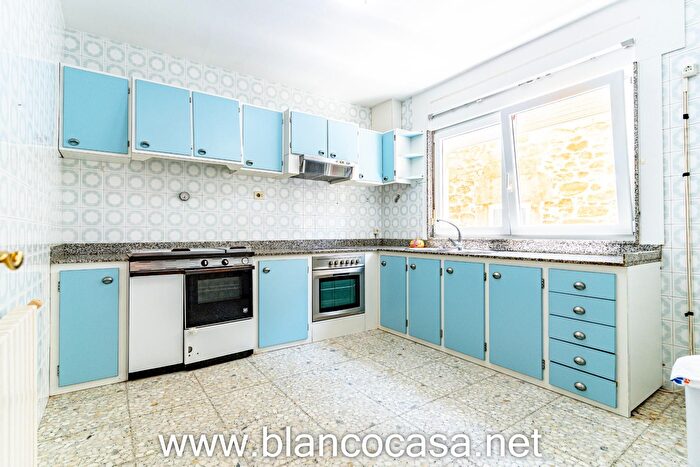 Casas en venta y pisos alquiler - 2