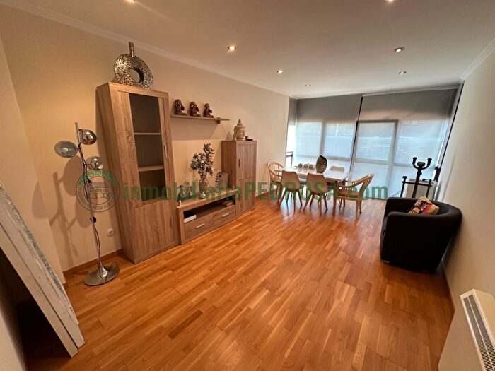 Casa en alquiler en Monte Porreiro, Pontevedra Capital de 2 habitaciones