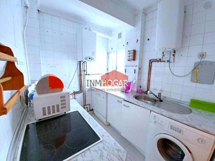 Casas en venta y pisos alquiler - 3