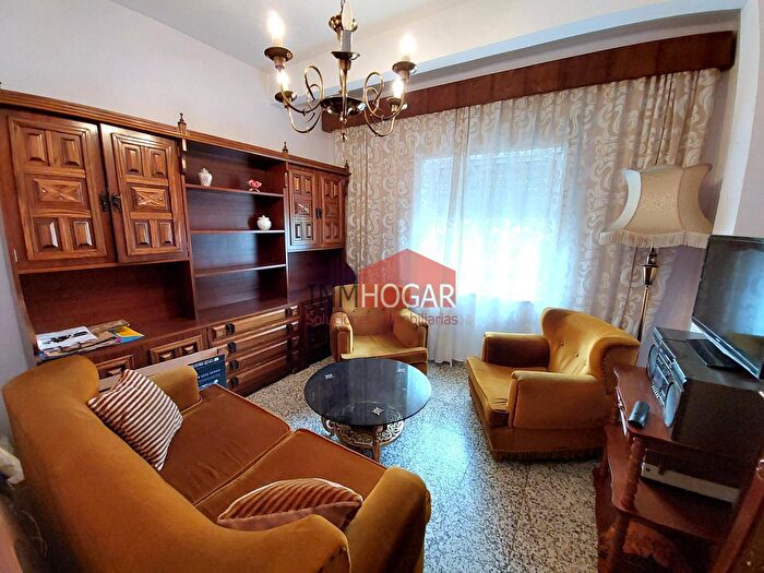 Casas en venta y pisos alquiler - 1