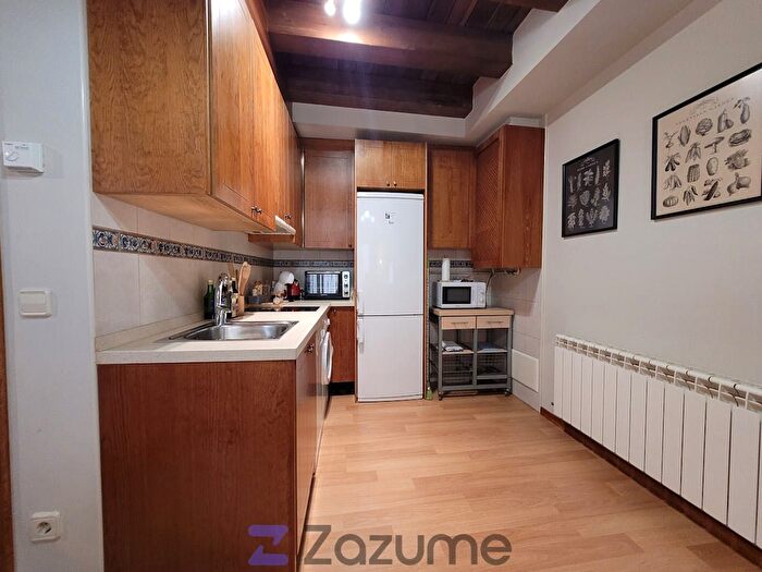 Casas en venta y pisos alquiler - 2