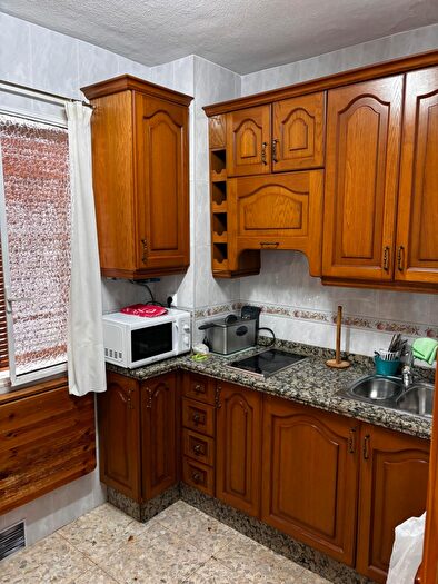 Casas en venta y pisos alquiler - 1