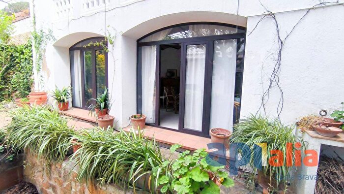 Piso en venta en Cataluña, Girona de 3 habitaciones