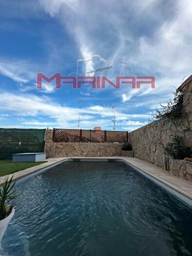 Casas en venta y pisos alquiler - 1