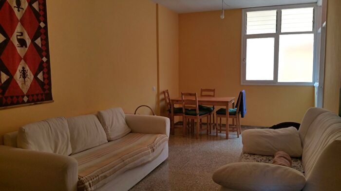 Piso en venta en Ciudad Alta, Altavista Don Zoilo de 4 habitaciones