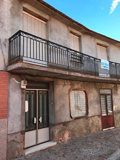 Casa en venta en Alcolea de Calatrava, Ciudad Real de 4 habitaciones