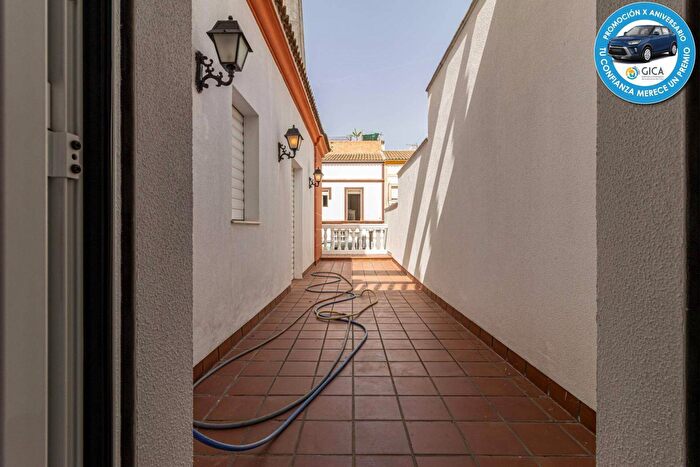Casas en venta y pisos alquiler - 2