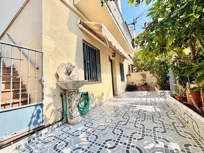 Piso en venta en Els Molins, Mataró de 3 habitaciones