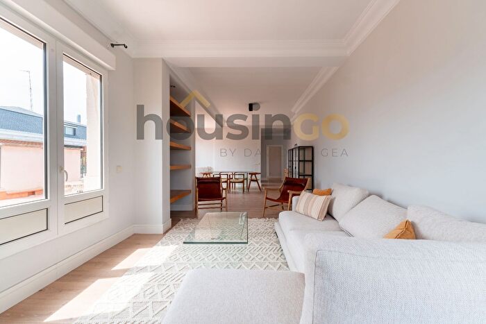 Casas en venta y pisos alquiler - 2