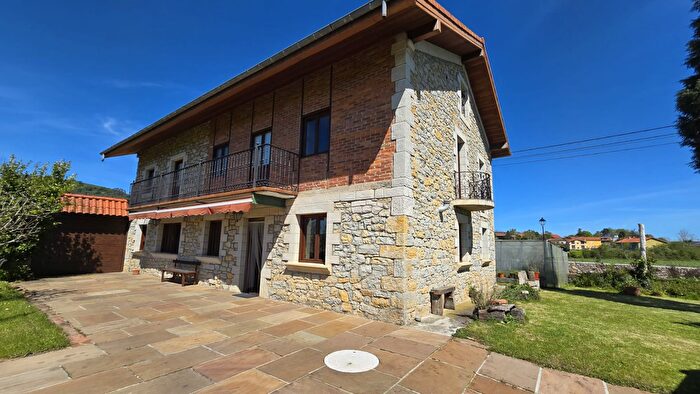 Casas en venta y pisos alquiler - 1