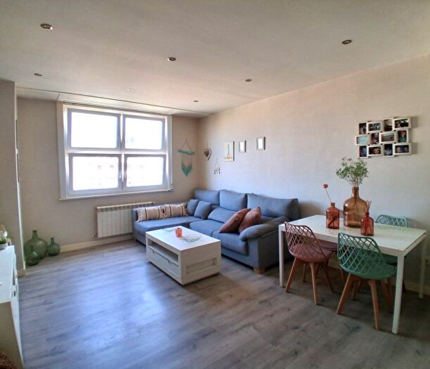 Casas en venta y pisos alquiler - 2