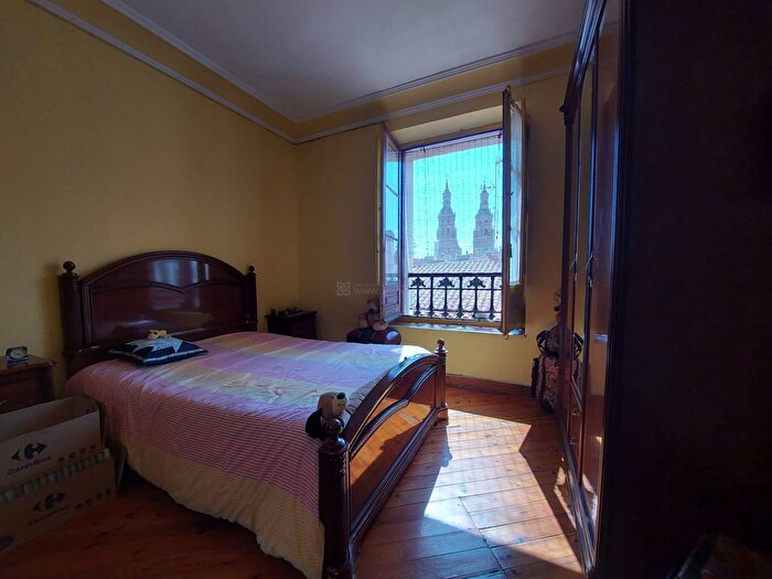 Casas en venta y pisos alquiler - 2