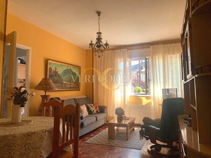 Casas en venta y pisos alquiler - 1
