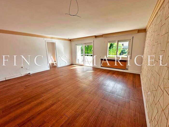 Casas en venta y pisos alquiler - 1