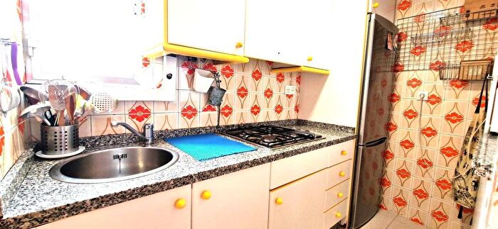 Casas en venta y pisos alquiler - 2