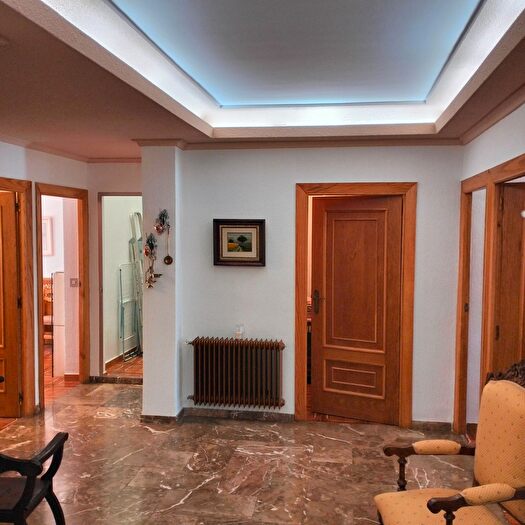 Casas en venta y pisos alquiler - 2