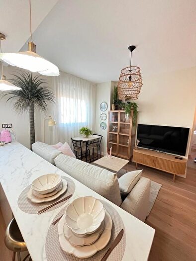 Casas en venta y pisos alquiler - 2