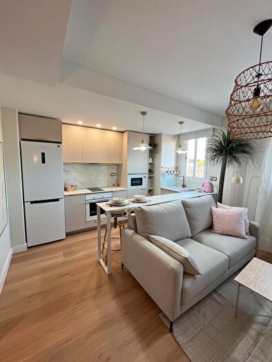 Piso en venta en El Real, Melilla Capital de 2 habitaciones