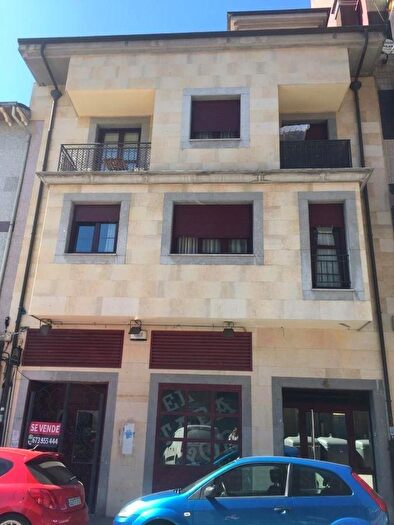 Casas en venta y pisos alquiler - 1