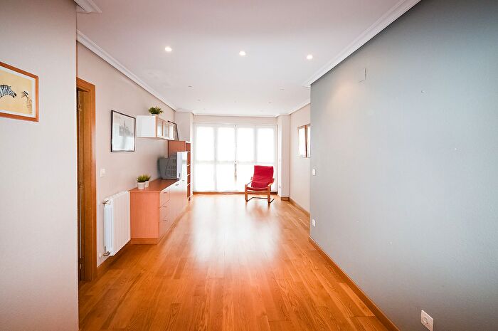 Casas en venta y pisos alquiler - 2