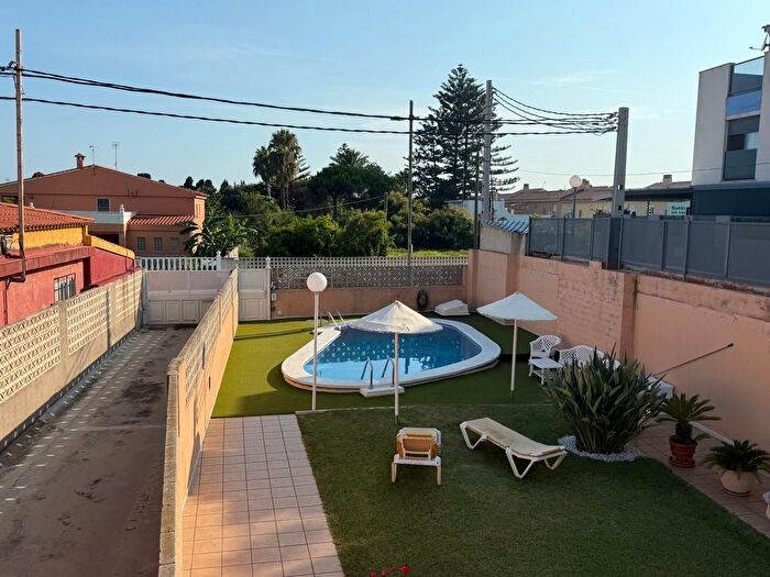 Casa en venta en Playa Ben Afeli, Almazora Almassora de 6 habitaciones
