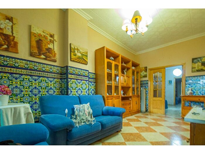 Casas en venta y pisos alquiler - 2
