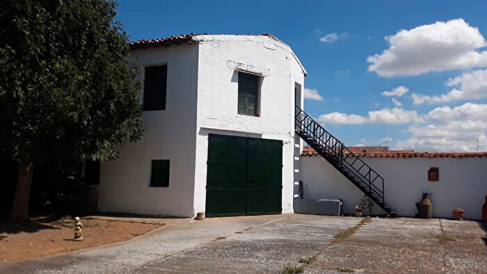 Casa en venta en Mazariegos, Palencia de 5 habitaciones
