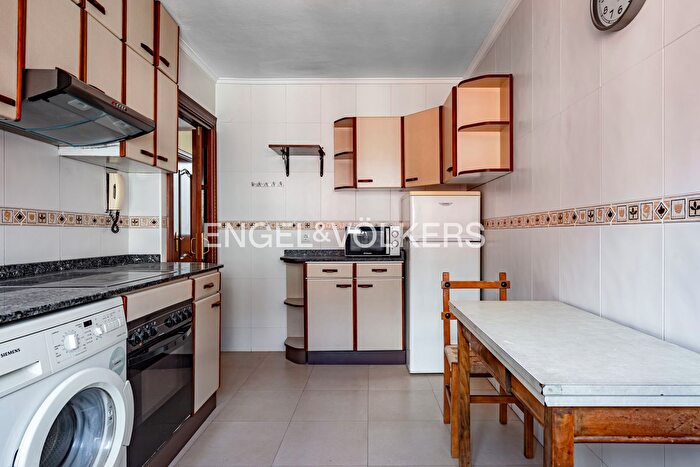 Casas en venta y pisos alquiler - 2