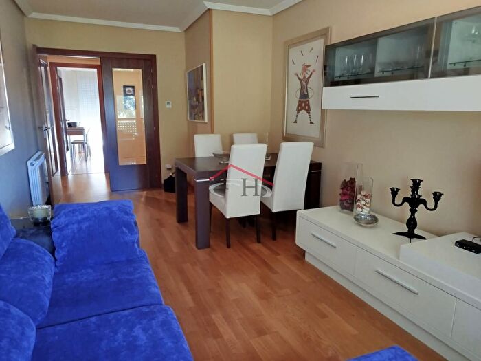 Casas en venta y pisos alquiler - 2
