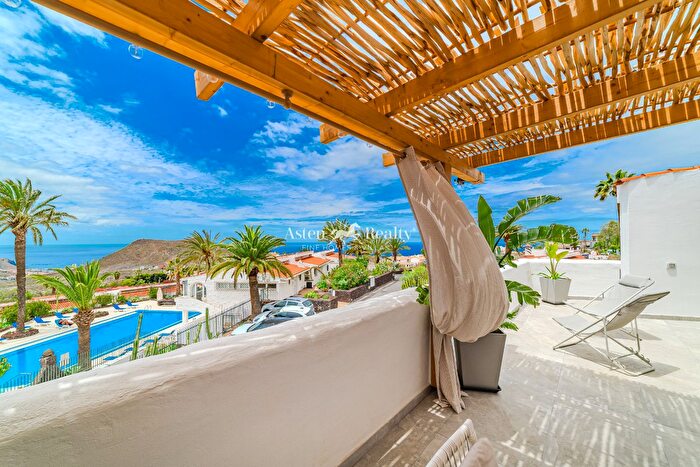 Casa en venta en Chayofa, Arona de 5 habitaciones