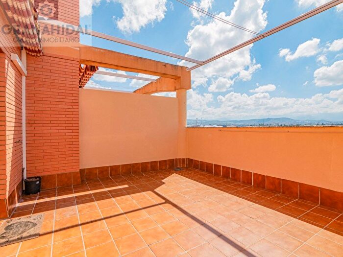 Piso en venta en Albolote, Granada de 3 habitaciones