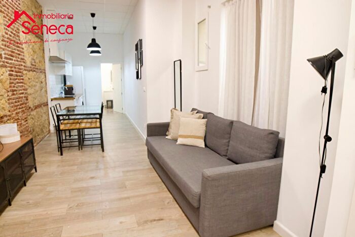 Casas en venta y pisos alquiler - 1