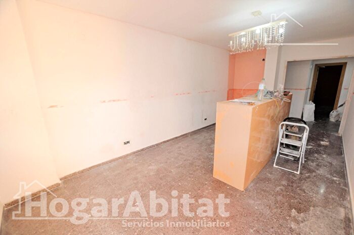 Casas en venta y pisos alquiler - 2