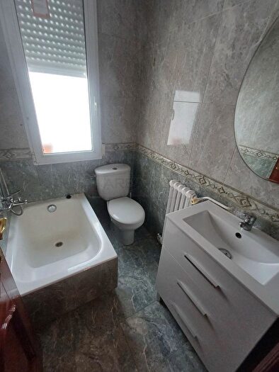 Casas en venta y pisos alquiler - 2