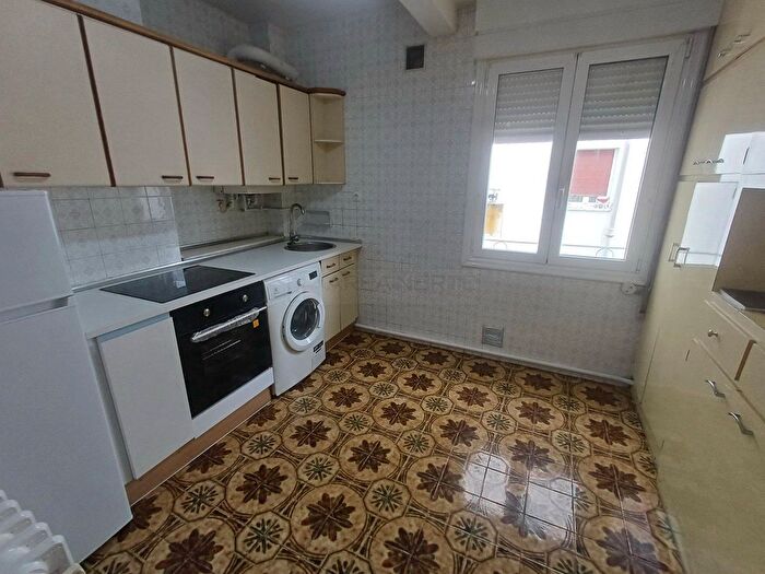 Casas en venta y pisos alquiler - 1