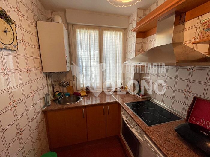 Casas en venta y pisos alquiler - 2