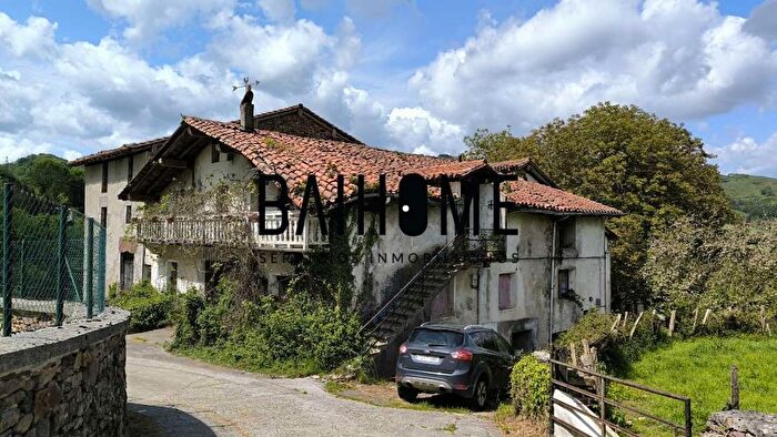 Casa en venta en Berastegi, Gipuzkoa de 8 habitaciones