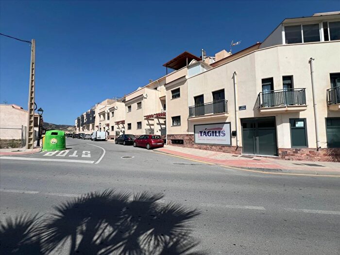 Casa en venta en Tíjola, Almería de 5 habitaciones